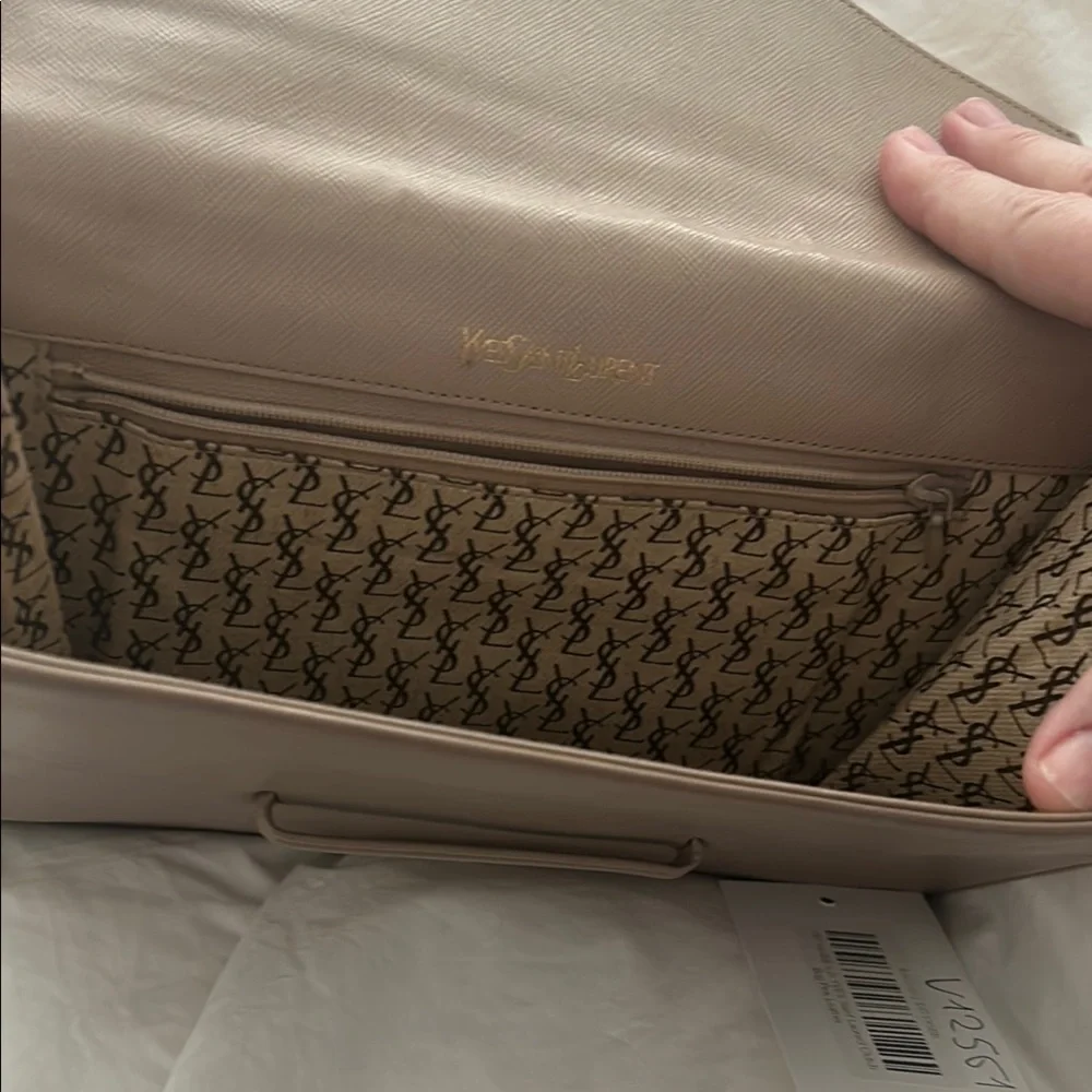 Elegant Tan Envelope Clutch - Picture 2 of 5